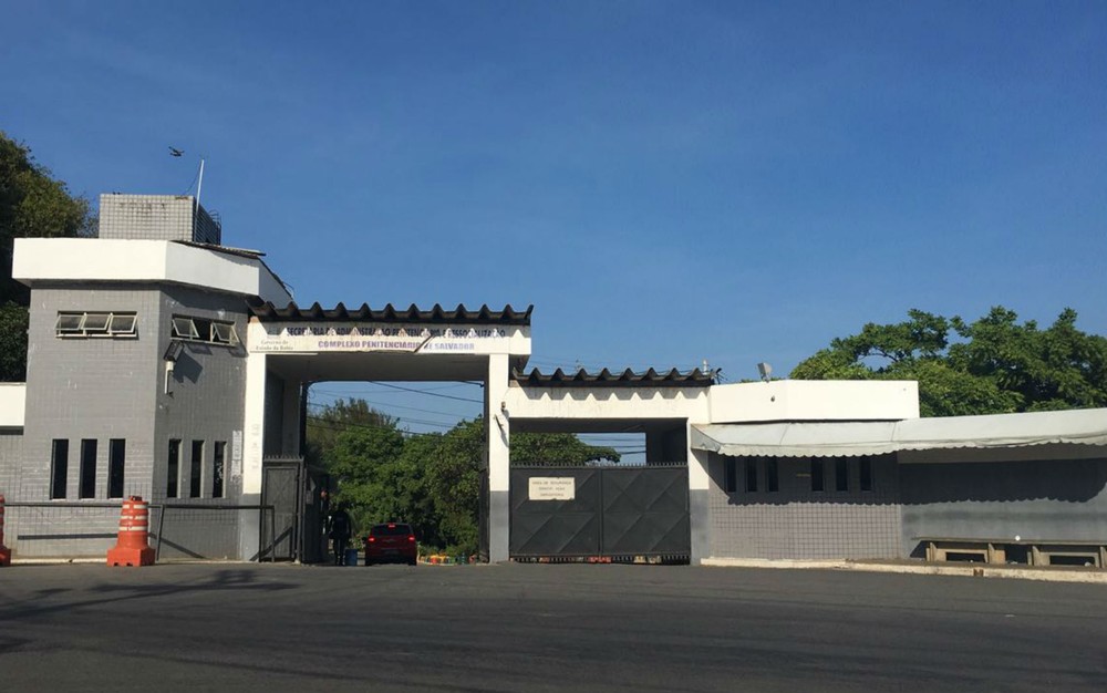 Cama de concreto desaba em cela e mata preso 