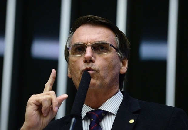 Bolsonaro deve anunciar nessa quarta-feira quem será seu vice