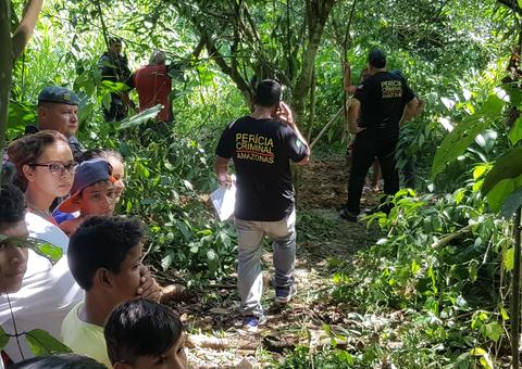 Esposa recebe ligação e descobre marido morto enterrado em mata de Manaus