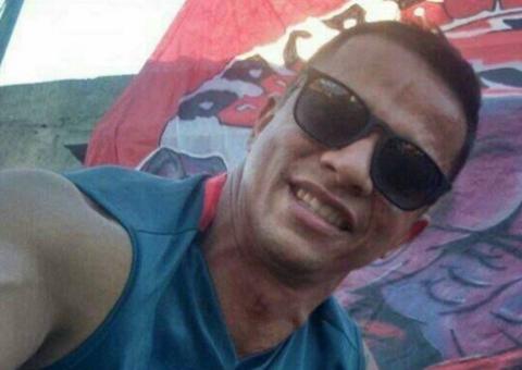 Sargento da marinha é encontrado morto com tiro no rosto dentro de carro