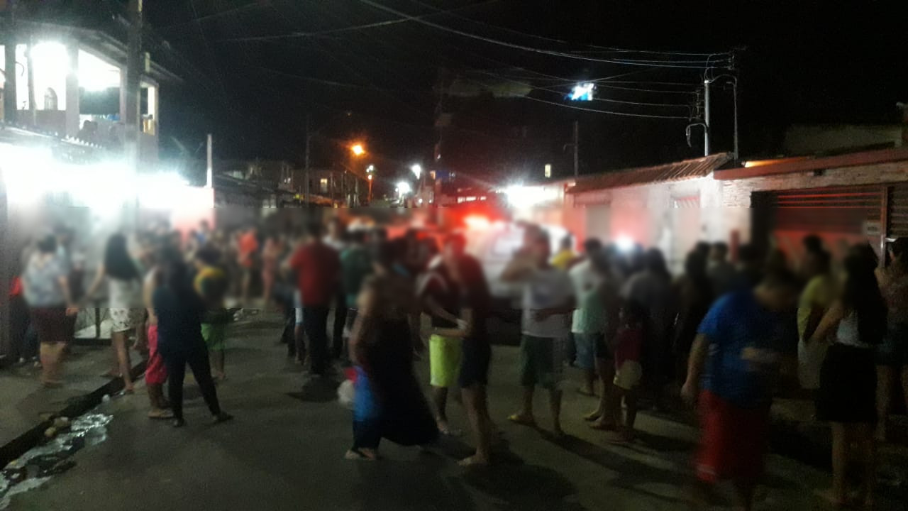 Homem é morto com 15 tiros e criança é baleada na cabeça em Manaus