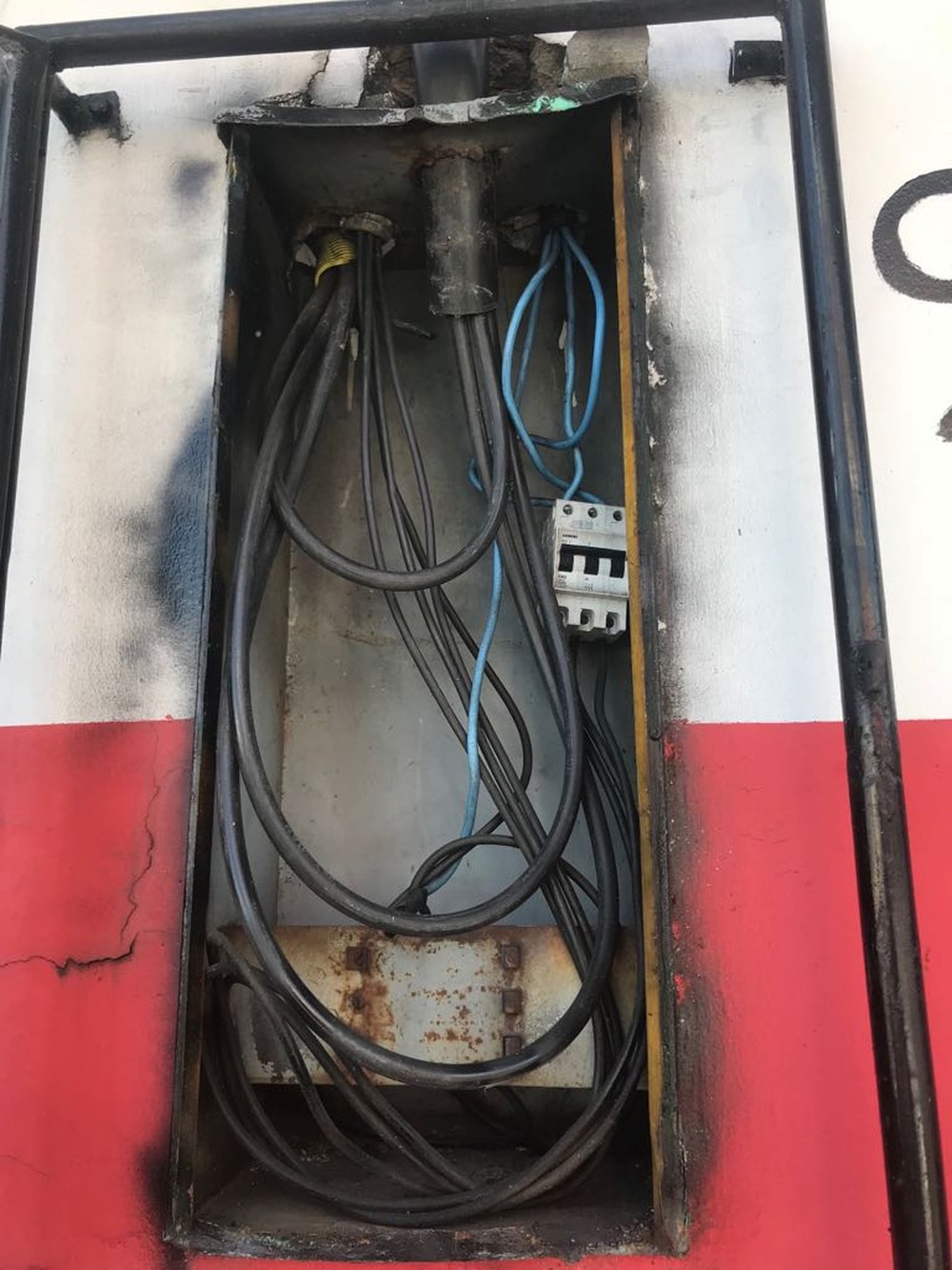 Homem é preso por furtar energia em gráfica de Manaus 