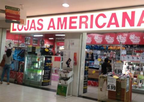 Justiça condena Americanas por obrigar cliente a limpar urina do chão