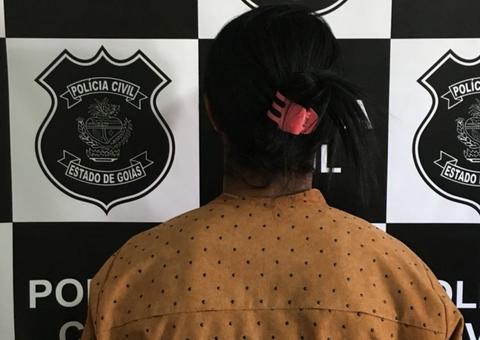 Mulher é presa suspeita de torturar e abusar sexualmente de adolescente 
