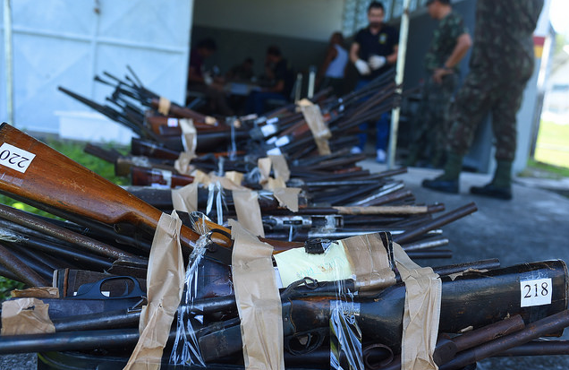 TJAM entrega 446 armas de fogo para incineração em Manaus