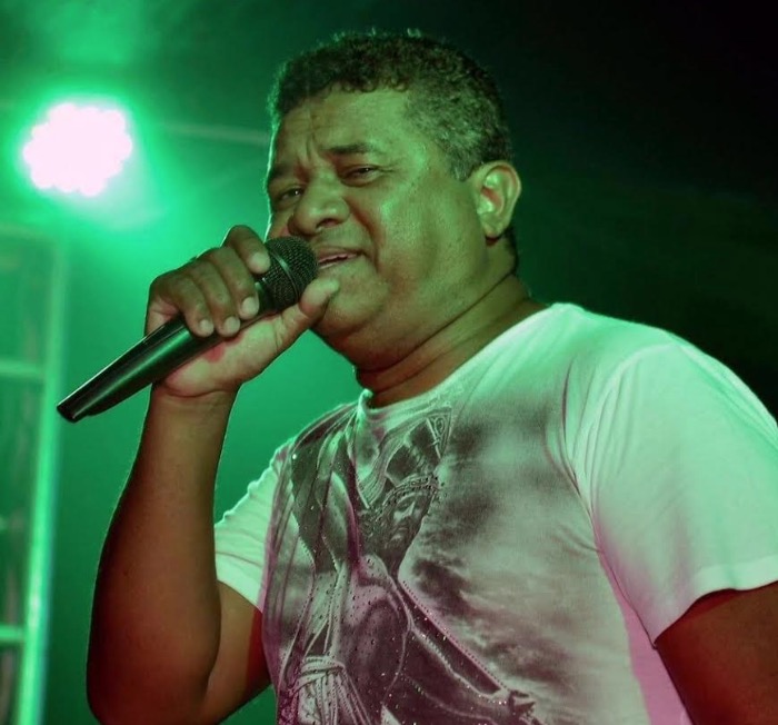 Com presença de vocalista original, João de Barro terá uma noite de 'Forró do Muído'