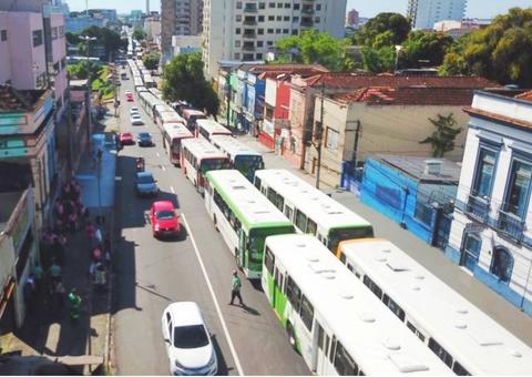 Sindicatos entram em acordo e greve dos rodoviários é cancelada em Manaus