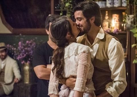 Casal de 'Orgulho e Paixão' vive affair na vida real