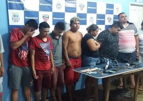 Suposto traficante e mais 12 pessoas são presas durante festa em casa no Amazonas