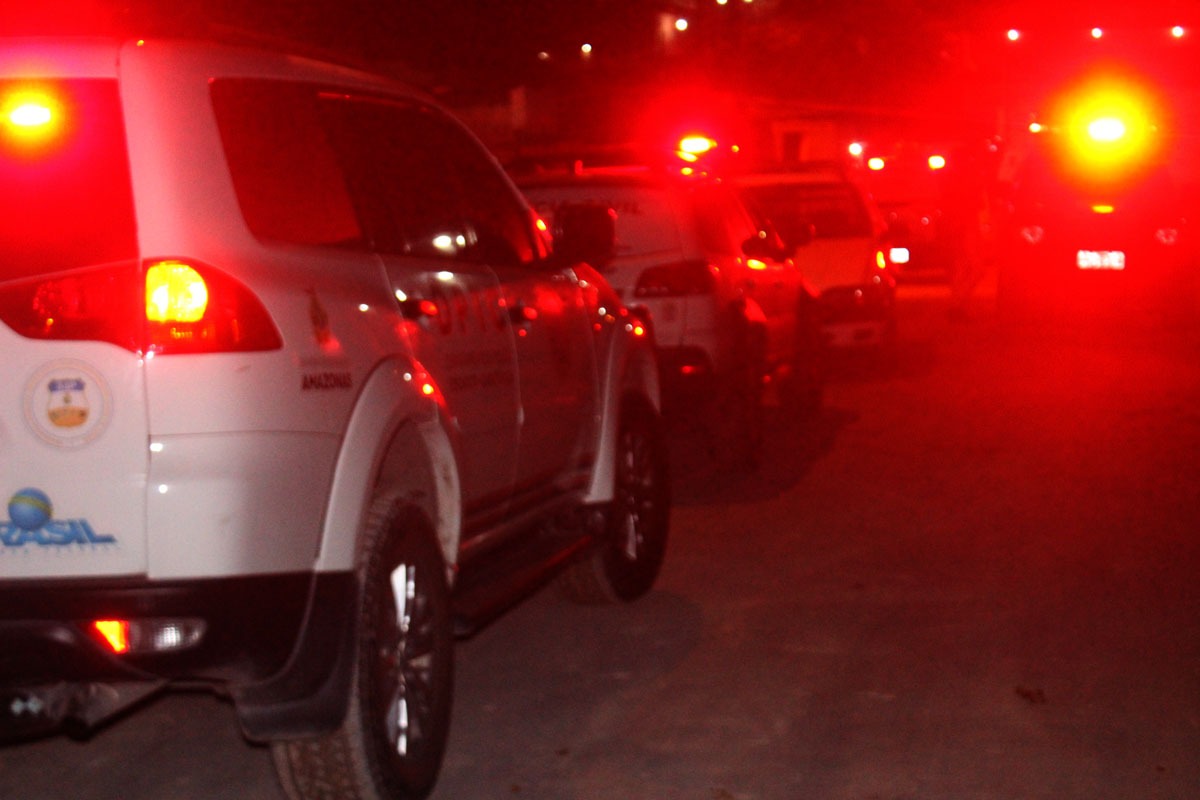 Homem morre ao ser esfaqueado durante briga com esposa em Manaus