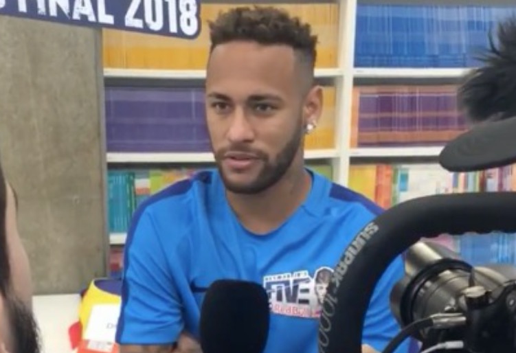 Neymar: 'Tenho muito mais motivos para estar feliz do que triste'   