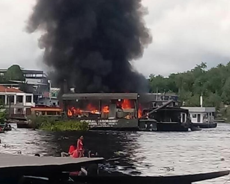 Soldado que teve 80% do corpo queimado em explosão de balsa morre em Manaus