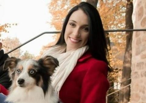 Mulher é encontrada morta após cair de 4º andar; marido é suspeito