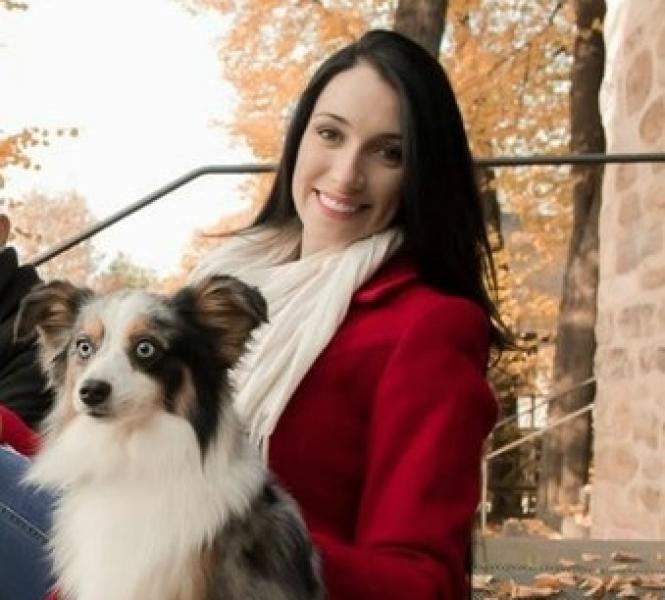 Mulher é encontrada morta após cair de 4º andar; marido é suspeito