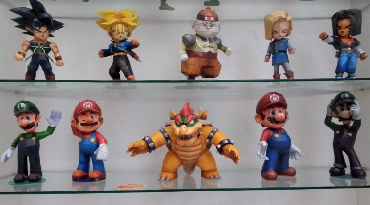 Exposição recebe obras de papel de personagens de filmes e desenhos