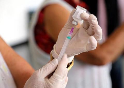 Falta de energia interrompe 'varredura vacinal' em Manaus