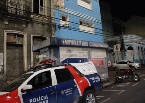 Homem é encontrado morto em quarto de hotel no centro de Manaus