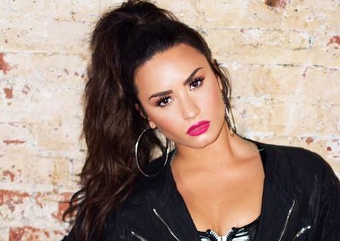 Demi Lovato é internada às pressas com overdose de heroína