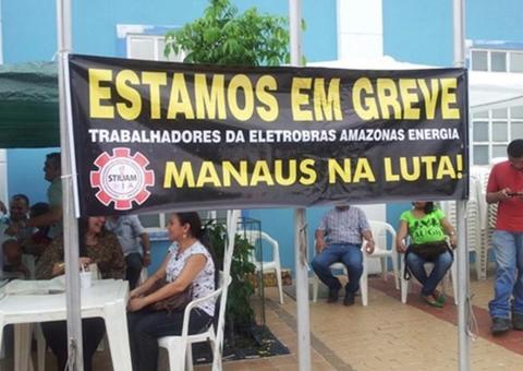 Em Manaus, funcionários da Eletrobras paralisam atividades em protesto contra privatização 