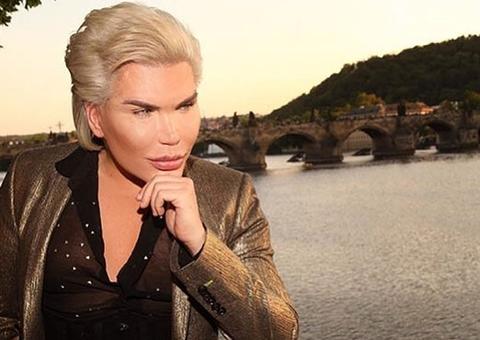  Ken Humano brasileiro revela tomar leite de barata para emagrecer