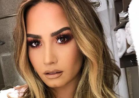 Demi Lovato vai deixar hospital direto para reabilitação após overdose