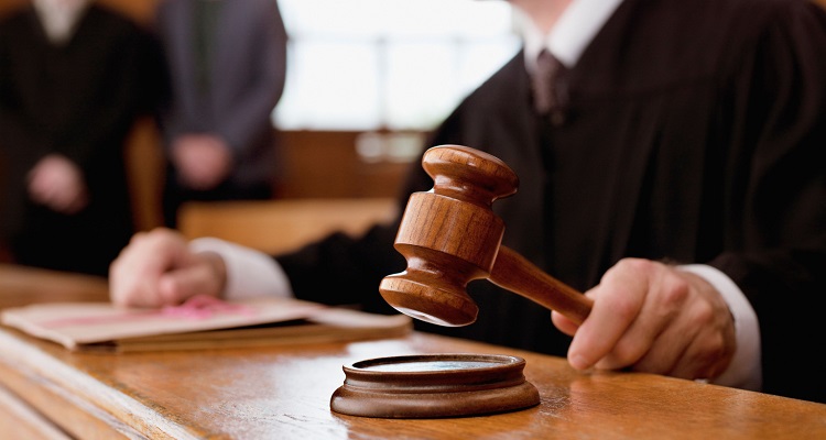 Justiça determina que Semsa flexibilize horário de servidora por ser mãe de autista