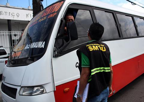 SMTU notifica operadores do transporte Executivo para regularizar veículos