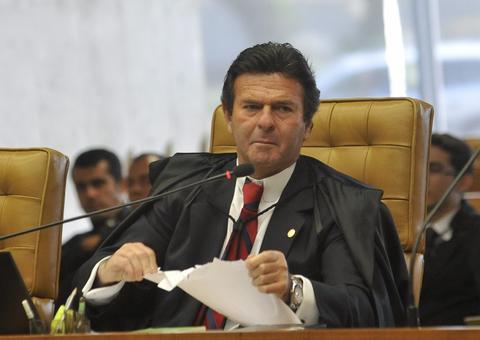 TSE será inflexível com candidatos ficha-suja nas eleições, diz Fux