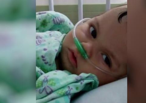 Mulher é presa suspeita de usar foto de bebê morto para pedir dinheiro