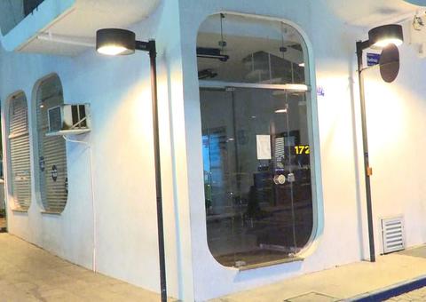 Comerciante está na UTI após procedimento estético nos glúteos