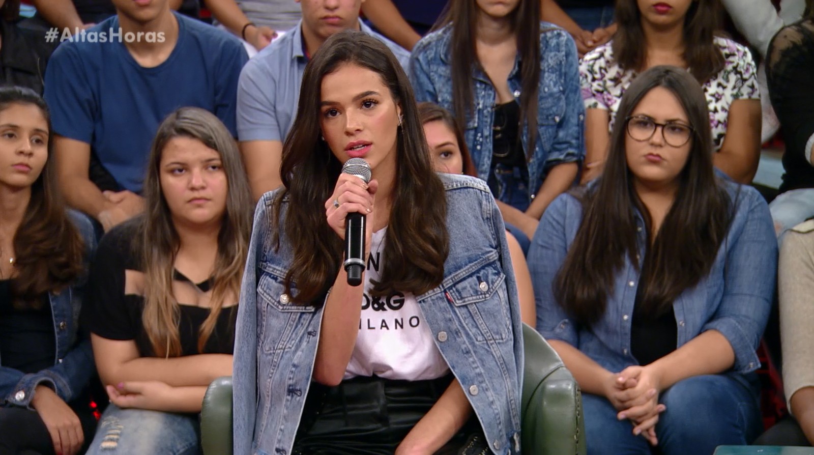 Bruna Marquezine fala sobre mudança do Brasil: ‘posso trabalhar em qualquer lugar do mundo’