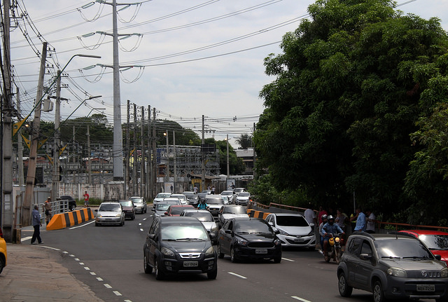 Nova ponte da avenida Brasil é liberada para tráfego e deve durar 50 anos
