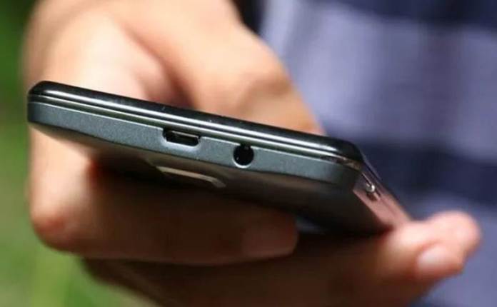 Anatel deve mudar regras para impedir cobranças após roubo de celular