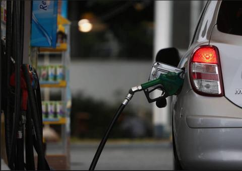 Desconto de R$ 0,46 no diesel valerá até o fim do ano, diz ministro
