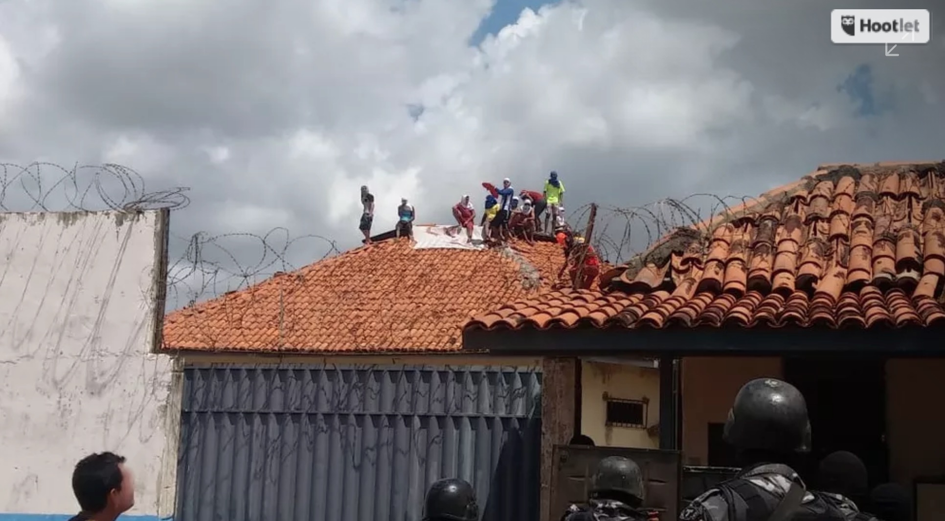 Detentos são mortos durante rebelião em presídio 