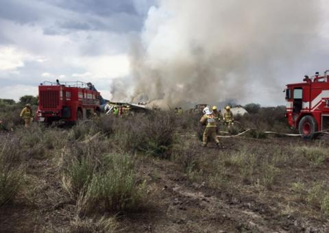 101 pessoas sobrevivem a queda de avião no México