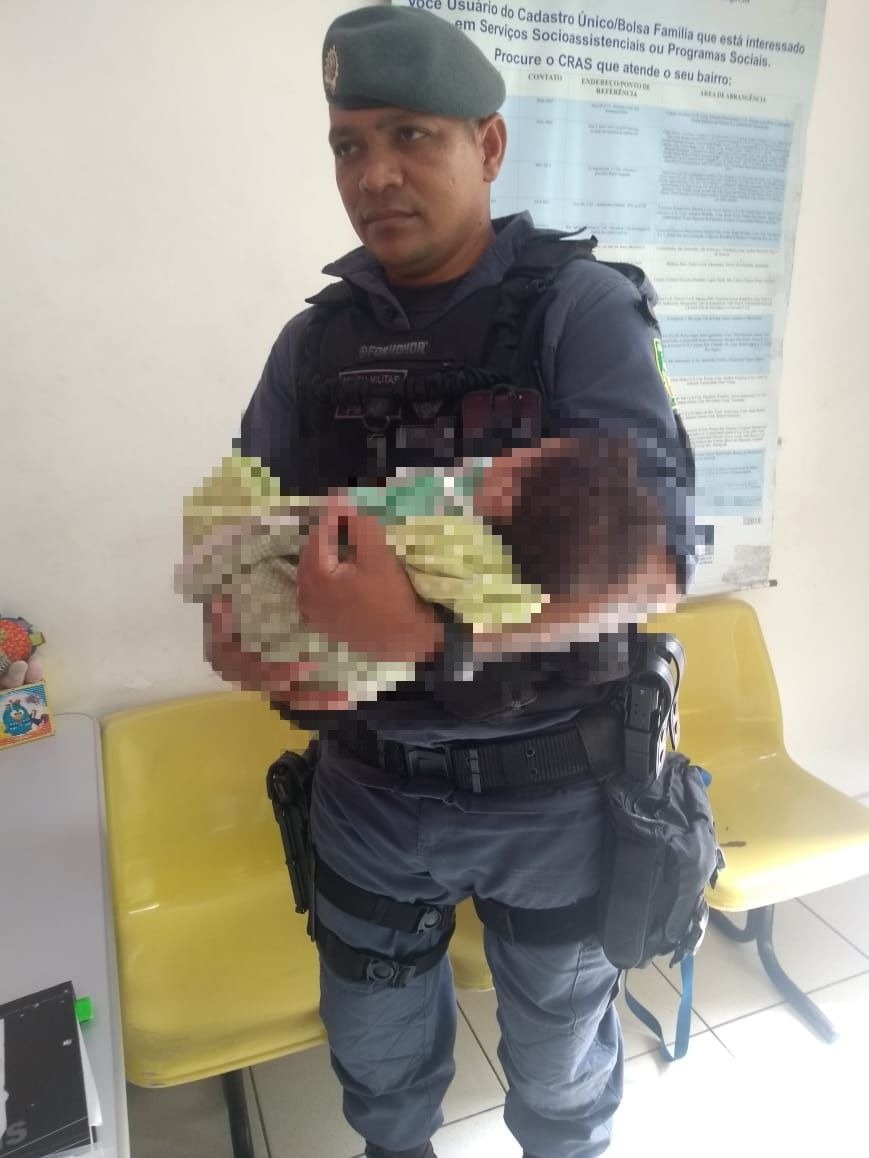 Bebê de 1 mês é resgatado após suposto maus tratos da mãe em Manaus