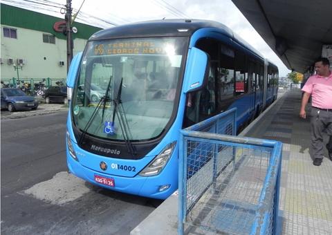 Ônibus com ar condicionado circula em Manaus e anima usuários do transporte coletivo