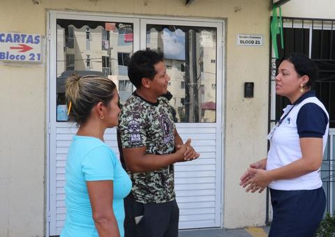 Quase 2 mil famílias são orientadas sobre coleta e descarte do lixo em Manaus