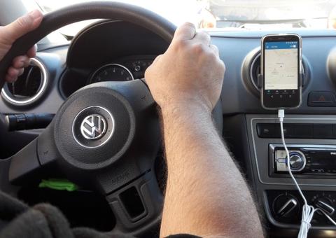 Criminosos sequestram motorista do Uber e usam carro para 'prestar contas' em Manaus