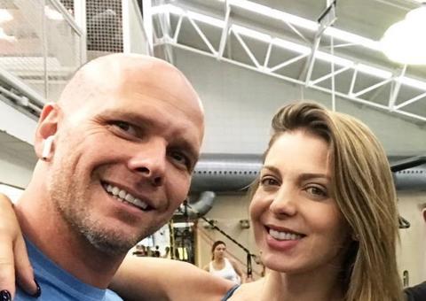 Fernando Scherer se pronuncia sobre fim do casamento com Sheila Mello