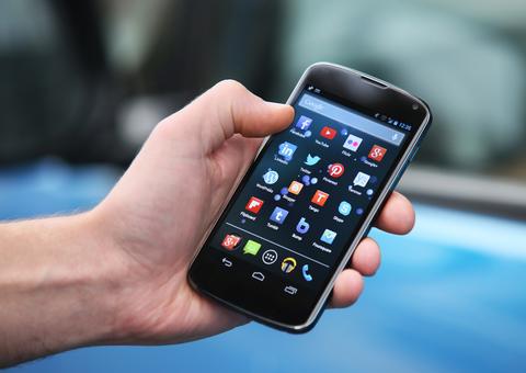 Receita Federal faz alerta sobre o 'golpe do amor' nas redes sociais