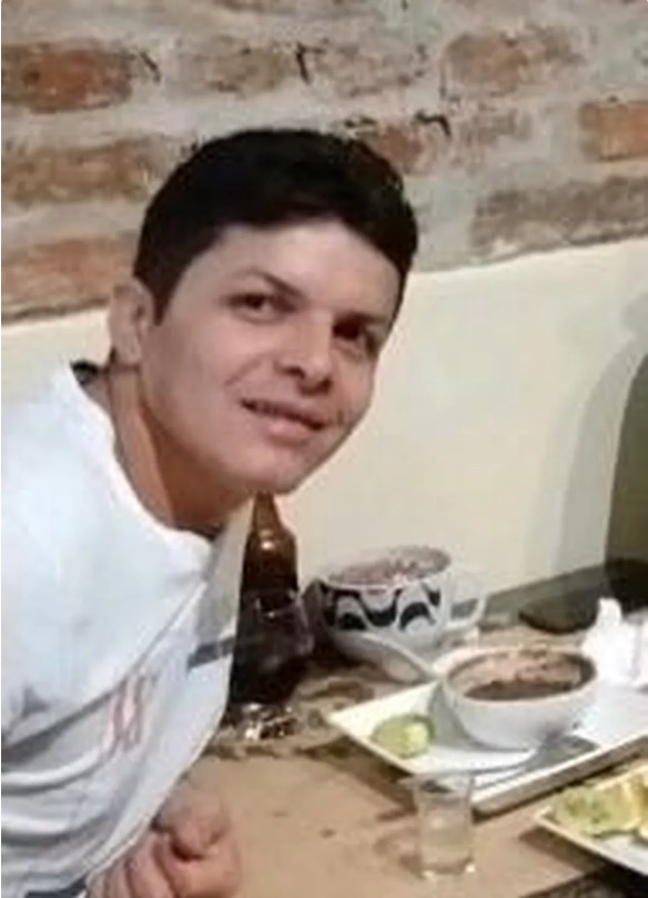Após ter taco de sinuca confundido com arma, homem é morto em perseguição policial