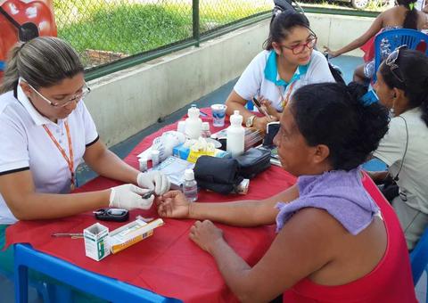 Caravana Sesc oferece serviços gratuitos de saúde e beleza em Manaus 