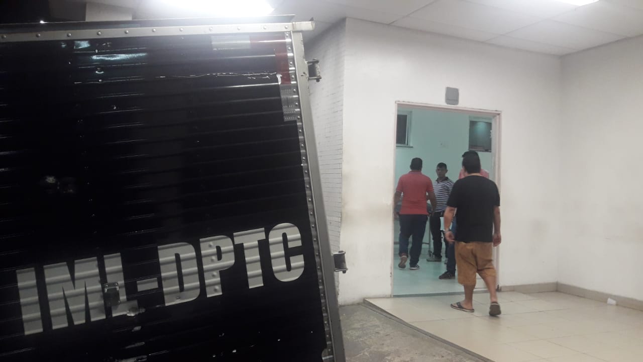 Em Manaus, atirador misterioso executa jovem na frente de bar