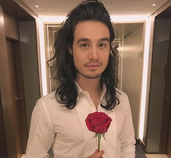 Afastado das redes sociais, Tiago Iorc vive recluso e dá sinais de fim da carreira