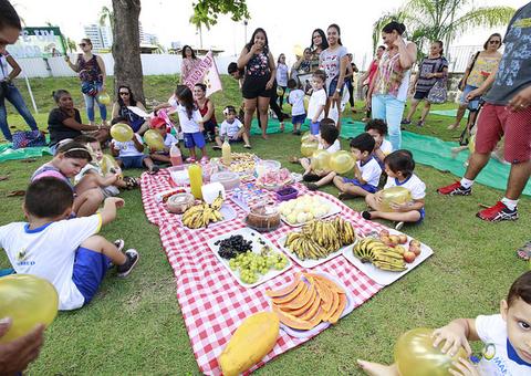 Ação trabalha com famílias para melhorar alimentação de criança de 1 a 3 anos