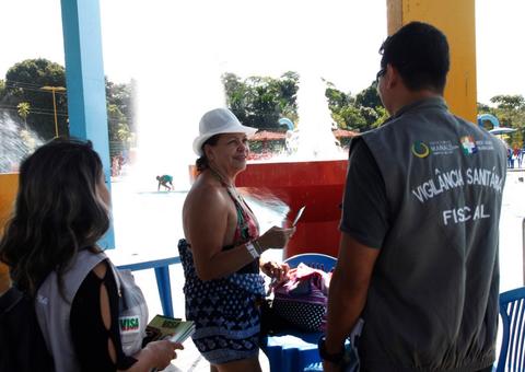 Vigilância Sanitária fiscaliza balneários e flutuantes de Manaus