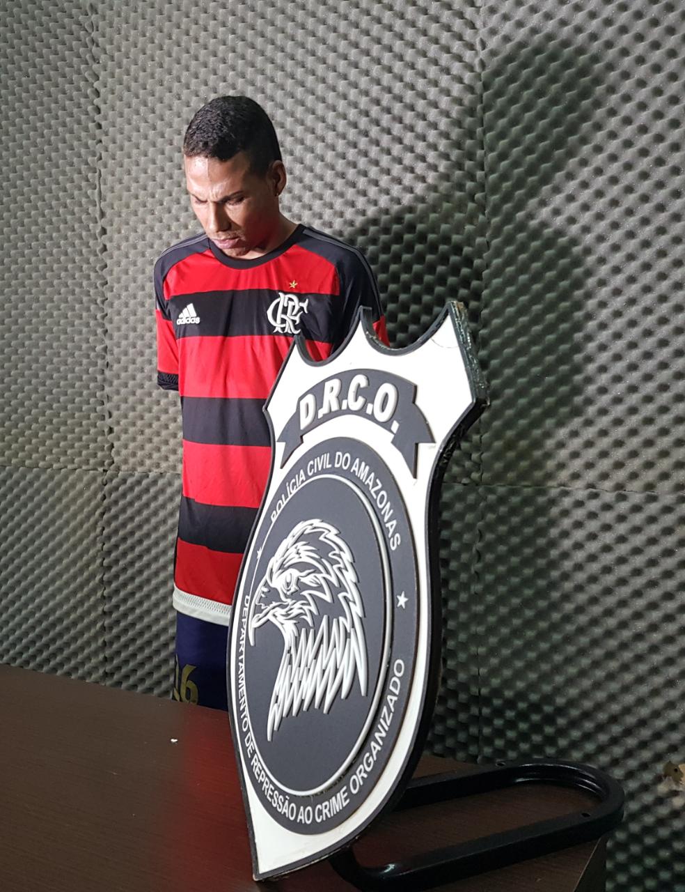 ‘Brilhante’ é preso suspeito de roubar carros para FDN usar em execuções em Manaus