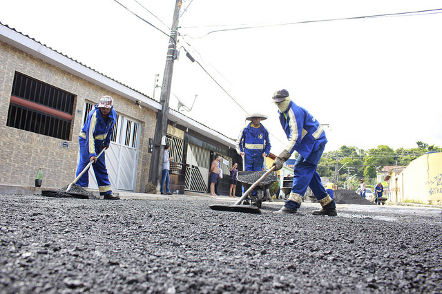 17 ruas são revitalizadas durante ação do Plano de Obras de Verão em Manaus